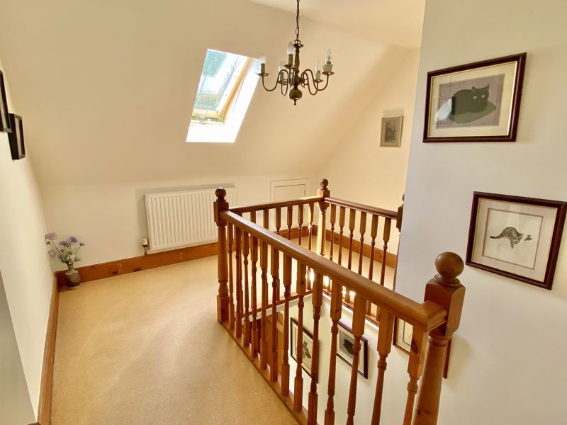 Galleried Landing - click for photo gallery